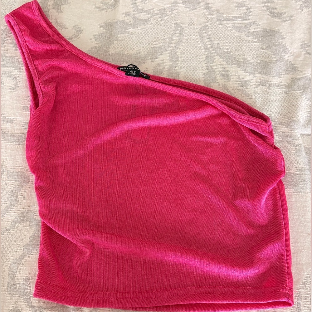 PrettyLittleThing Hot Pink One-Shoulder Crop Top